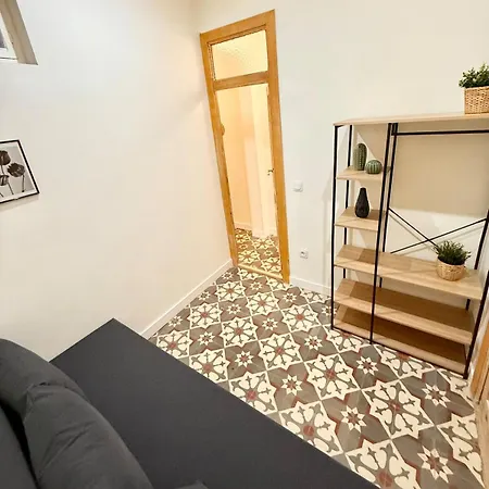 Piso Reformado Con Historia En Cada Rincon-vive Xiv Zaragoza